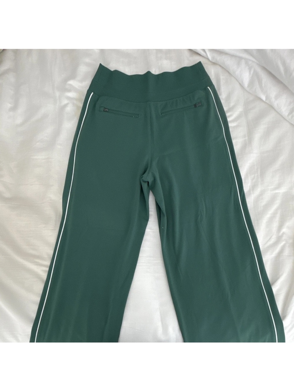 Athleta Sage Green Active Top - Picture 2 of 4